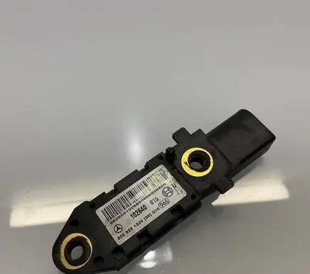 Mercedes-Benz E W211 Airbag deployment crash/impact sensor 0028201326 A0028201326