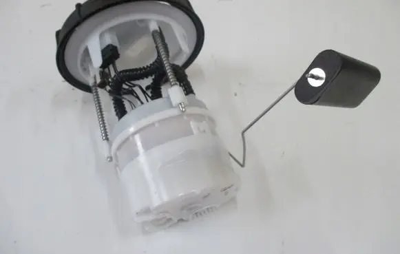 Citroen C4 Grand Picasso In-tank fuel pump 9833740680