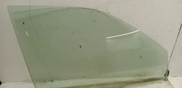 Nissan X-Trail T30 Front door window glass four-door 43R00018