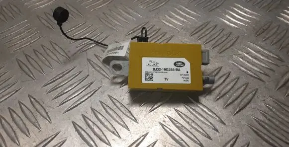 Land Rover Range Rover L405 Aerial antenna filter BJ3219G255BA