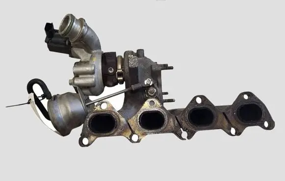 Volkswagen Golf Plus Turbo 4937301002 03C145701R 08092500962