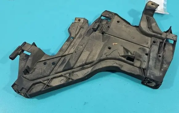 Audi A4 S4 B8 8K Headlight/headlamp mounting bracket 1301073033 IMPRK1532368