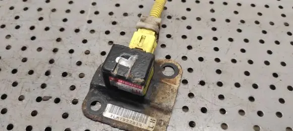 Subaru Legacy Airbag deployment crash/impact sensor 98231AE010 1876003480