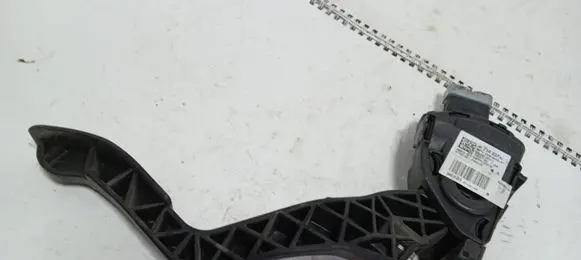 Citroen DS3 Accelerator throttle pedal 9671433780