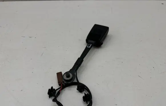 Ford Puma Front seatbelt buckle M1BBB61208AC