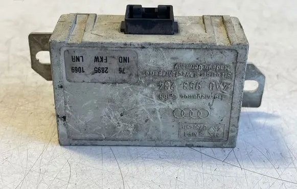 Audi A6 S6 C4 4A Immobilizer control unit/module 4A0953234