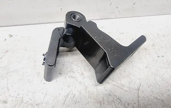 Audi A6 C7 Front door upper hinge 4G0831402A