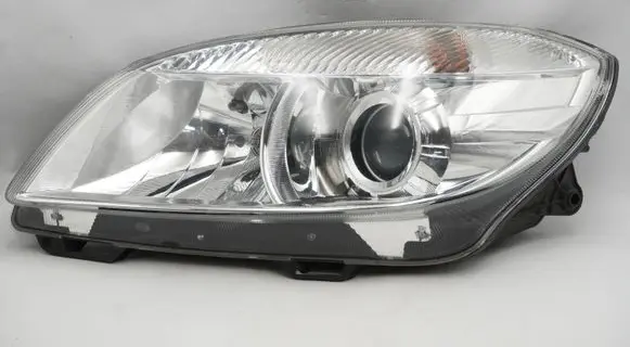 Skoda Fabia Mk2 (5J) Headlight/headlamp 