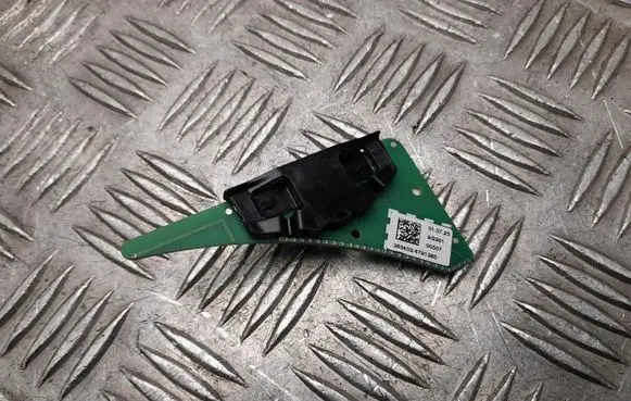 BMW 5 G60 G61 Aerial antenna amplifier 8705919