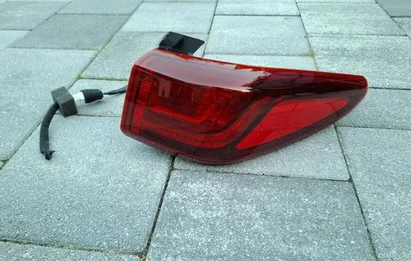 Hyundai Kona I Rear/tail lights 92402J9000 T06170176