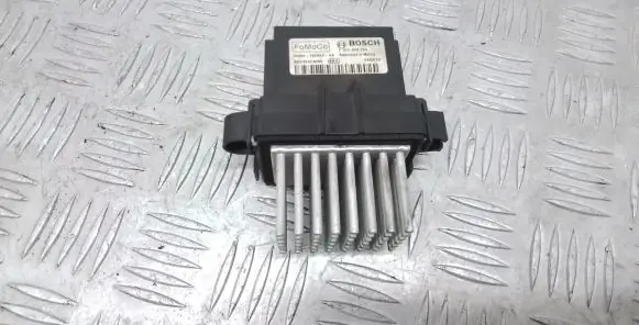 Ford Fusion II Heater blower motor/fan resistor DG9H19E824AA