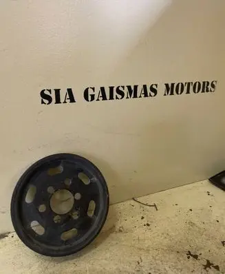 Volkswagen Caddy Power steering pump pulley 038145255B