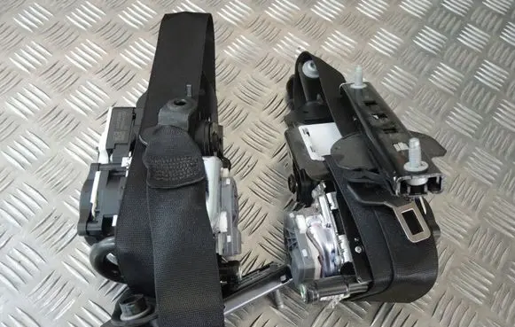 Mercedes-Benz CLS C218 X218 Radiator support slam panel PAS8