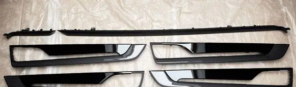 Porsche Cayenne (9Y0 9Y3) Front door trim bar 9Y0867062T