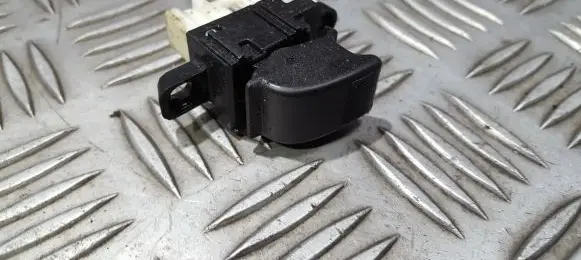 Mazda 6 Electric window control switch