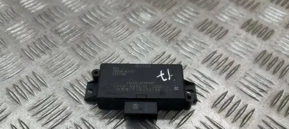 Nissan Qashqai Parking PDC control unit/module 285384EA1C