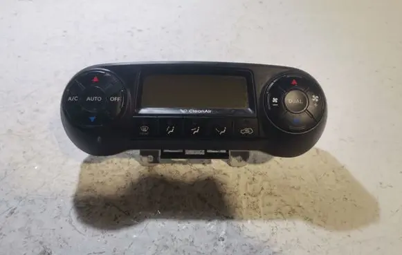 Hyundai ix35 Climate control unit 972502Y301