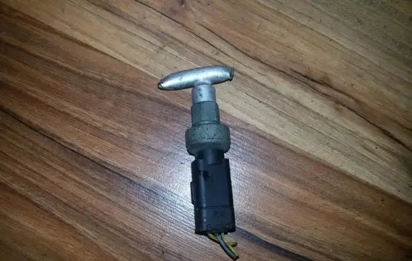 Citroen C4 I Air conditioning (A/C) pressure sensor 9647971280 52cp10-02
