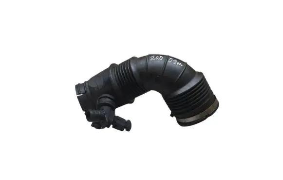 Opel Insignia A Air intake hose/pipe 55561787 329788454