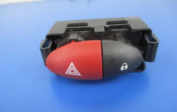 Renault Twingo II Other devices 8200214896A