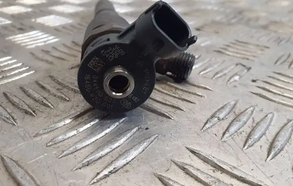 Honda CR-V Fuel injector 0445110532 16450rz0g01