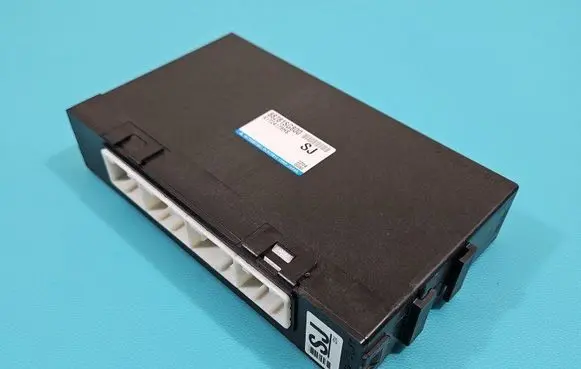 Subaru Forester SJ Central body control module 88281SG800 IMPRK1458741