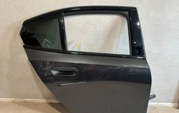 BMW 5 G60 G61 Rear door 