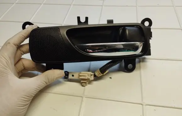 Lexus IS 220D-250-350 Rear door interior handle 6773053010