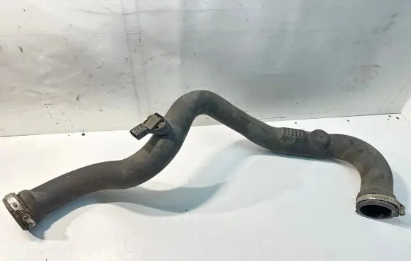 Audi A4 S4 B8 8K Intercooler hose/pipe 8K0145673