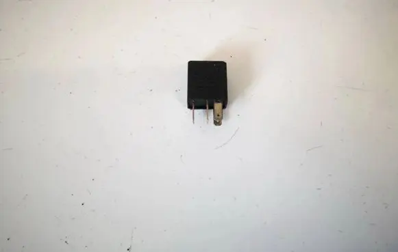 Opel Agila A Other relay 24432680 70221