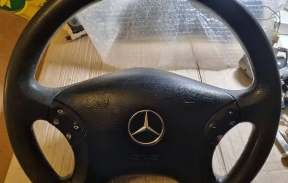 Mercedes-Benz C AMG W203 Steering wheel