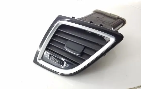 Mazda 3 II Dashboard side air vent grill/cover trim BHN164830