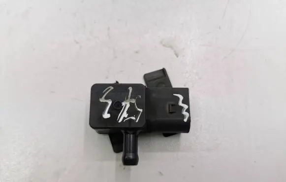 BMW 5 E60 E61 Exhaust gas pressure sensor 7805152
