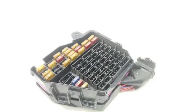 Audi A8 S8 D3 4E Fuse module 8D2941824