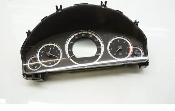 Mercedes-Benz E W212 Speedometer (instrument cluster) A2125408947 A2C53346454