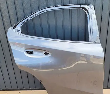 Lexus UX Rear door