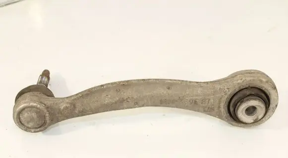 Rear control arm
