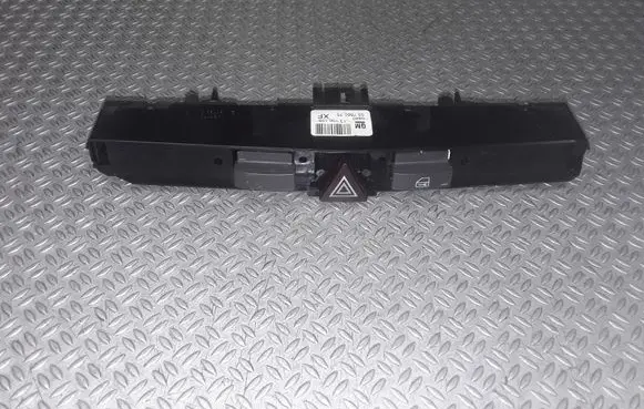 Opel Zafira B Hazard light switch 13100105