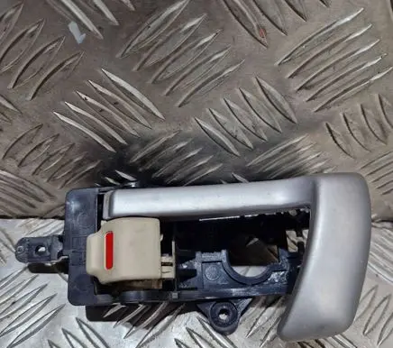 Hyundai Santa Fe Front door interior handle trim 