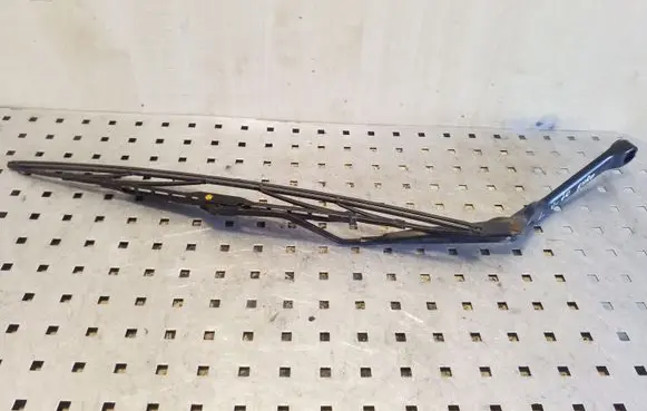 Volvo S70 V70 V70 XC Front wiper blade arm