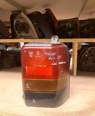 Mazda 323 Rear/tail lights 22061527 3309205R 22061527R