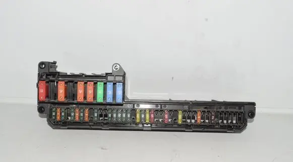 BMW 5 E60 E61 Fuse box set 6957330