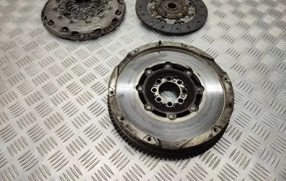 Toyota Avensis T270 Clutch set kit 