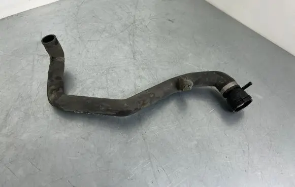 Volkswagen Touareg II Engine coolant pipe/hose