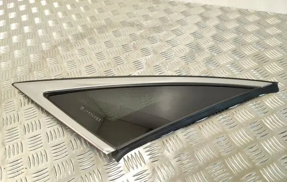 Citroen DS7 Crossback Rear side window 43R000186 E000989