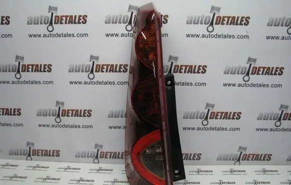 Nissan Note (E11) Rear/tail lights 22016752
