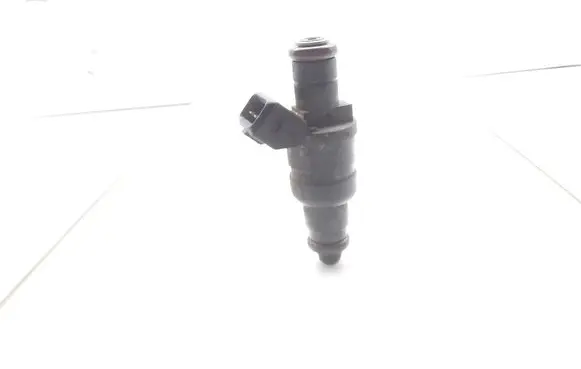 Mercedes-Benz CLK A208 C208 Fuel injector 0000788123