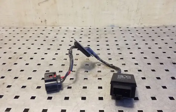 Skoda Yeti (5L) Fuel injection pump control unit/module 1K0906093F