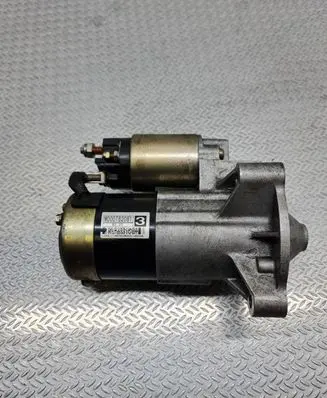 Citroen C5 Starter motor M000T82081 M229