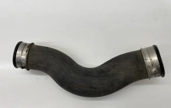 Volkswagen Golf V Intercooler hose/pipe 1K0145834P